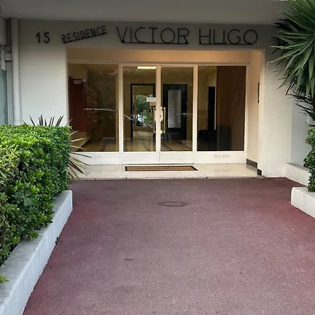 Bright & Spacious Near La Croisette * Cannes